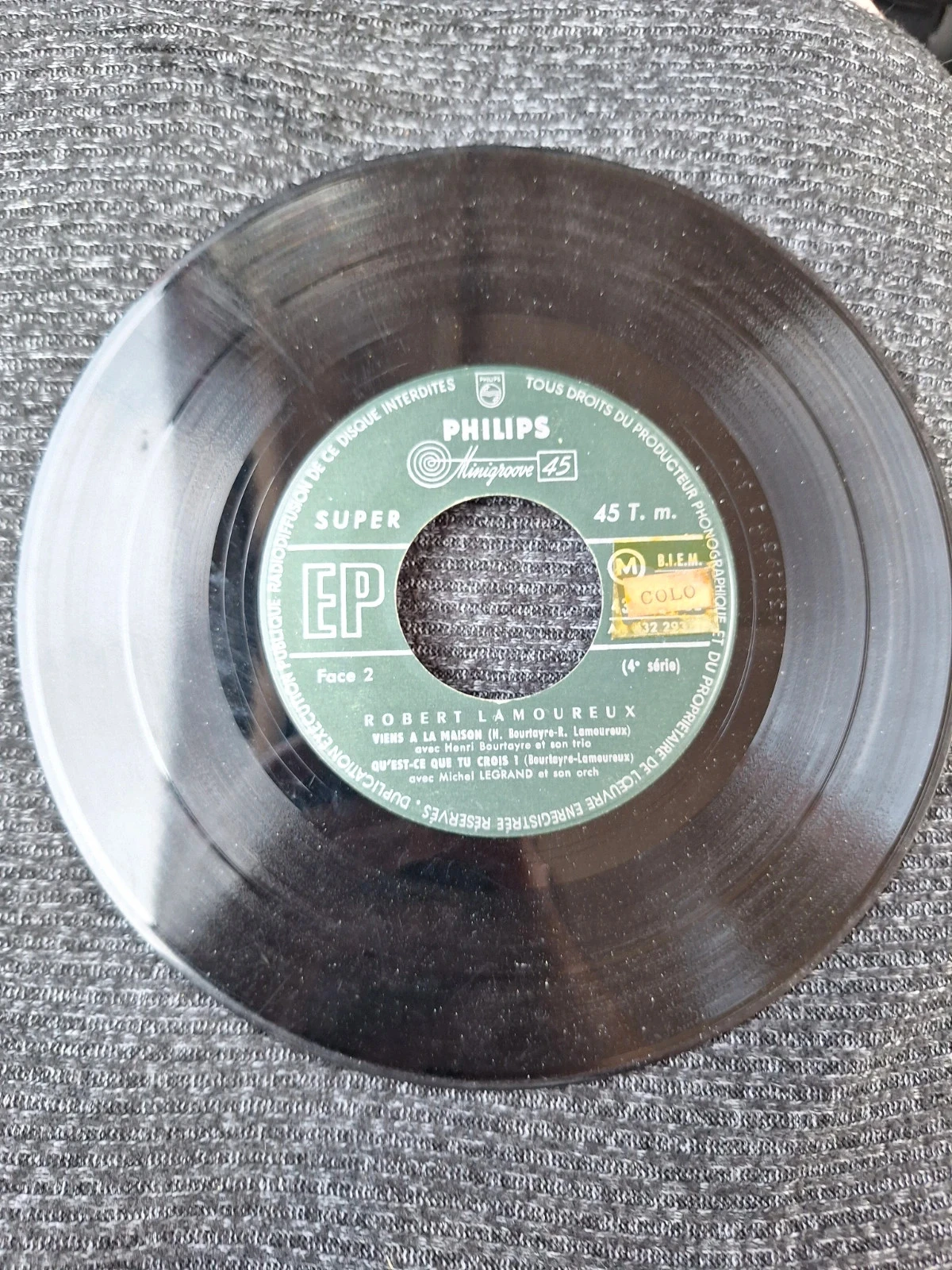 Vinil 45T Robert Lamoureux Histoire de roses – photo 3